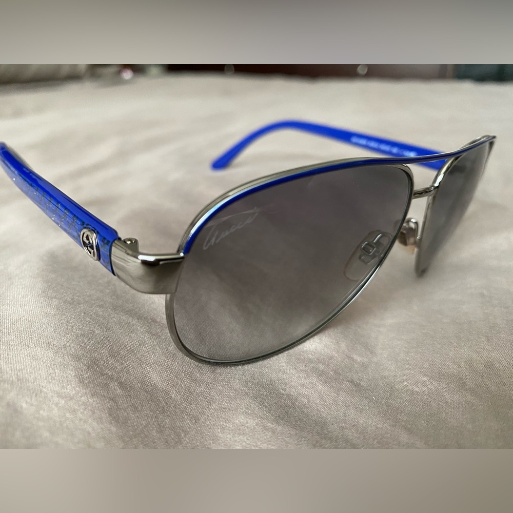 Authentic Gucci sunglasses GG4239/s aviator